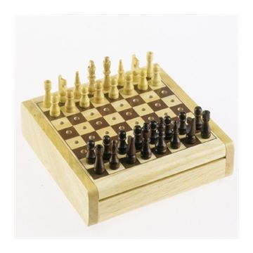Pegged pocket chess set 12 x 12 cm