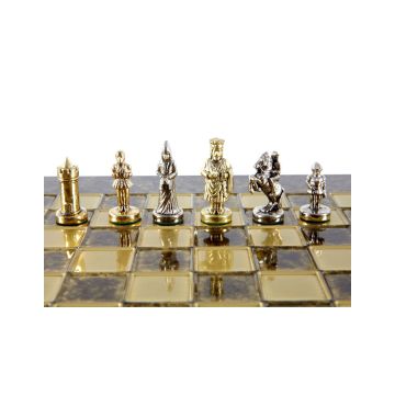 Renaissance gold and silver chess set and brown brass chess board 20 cm